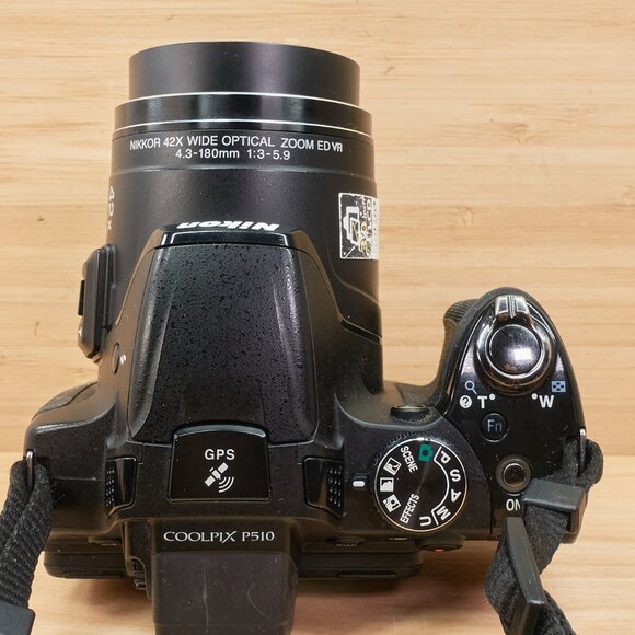 Nikon Coolpix P510 / 16.1MP Digital Camera / 42x Zoom / Full HD Video - Picture 4 of 8